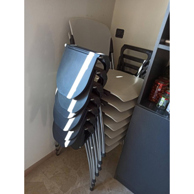 sedia con ribaltina per aula corsi